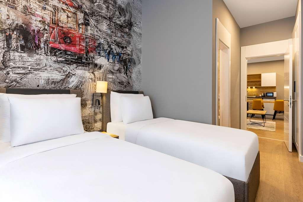 Days Inn & Suites By Wyndham Esenyurt Istanbul Room photo