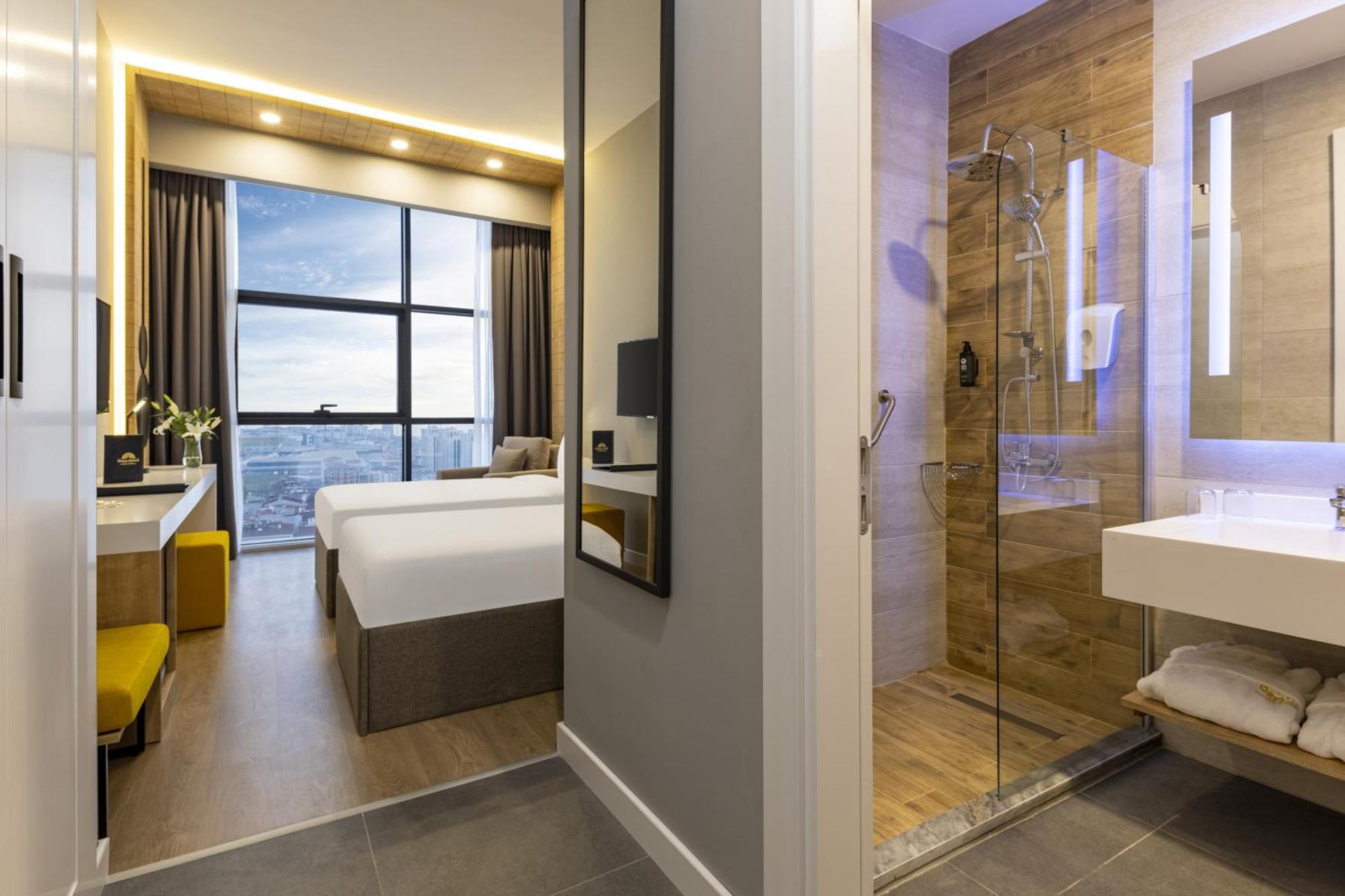 Days Inn & Suites By Wyndham Esenyurt Istanbul Exterior photo